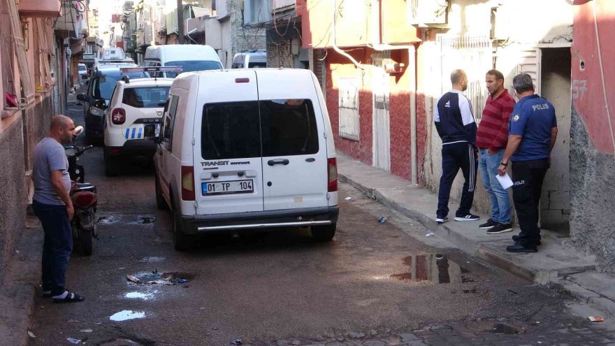 Başından vurulan genç odasında ölü bulundu