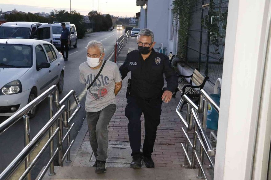 Adana’da 90 firariye şafak operasyonu