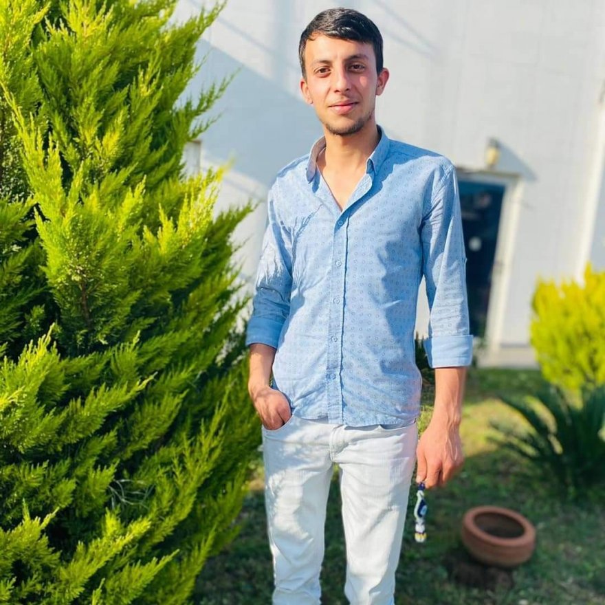 Adana’da motosiklet ile kamyonet çarpıştı: 1 ölü, 1 yaralı