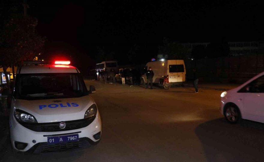 Motosikletle seyir halindeyken silahlı saldırıya uğrayan 2 kuzen hayatını kaybetti