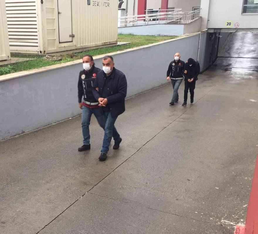 Adana’da 3 torbacı tutuklandı