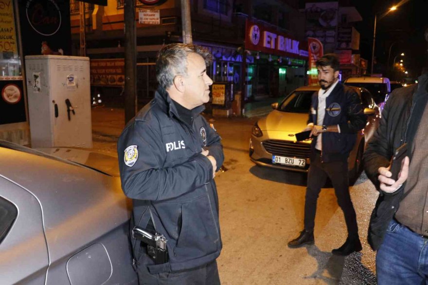 Adana’da kavgaya müdahale eden polis göğsünden bıçaklandı