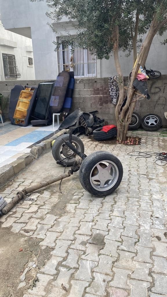 Otomobili çalıp parçaladı, yakalanınca “Kendi otomobilim zannettim” dedi