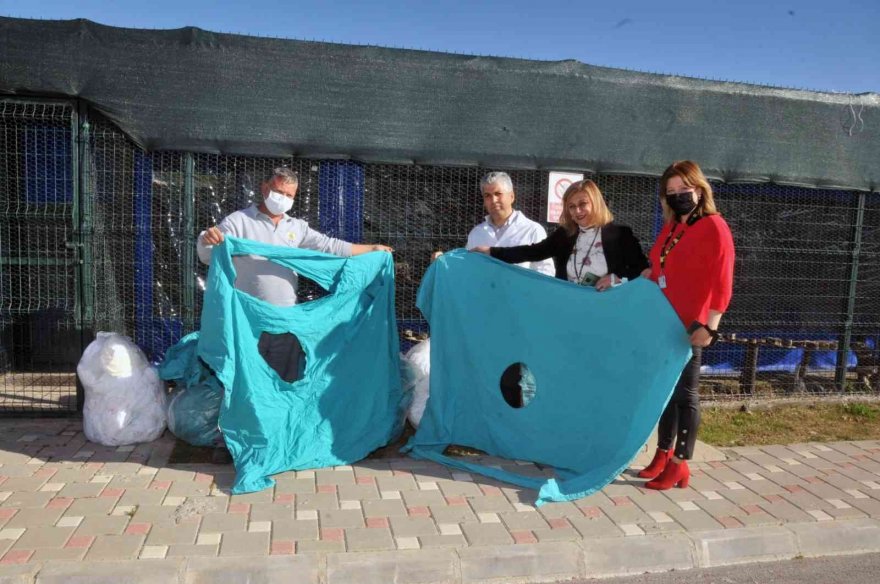 Hastanenin eski tekstil ürünleri hayvanlara yatak oluyor