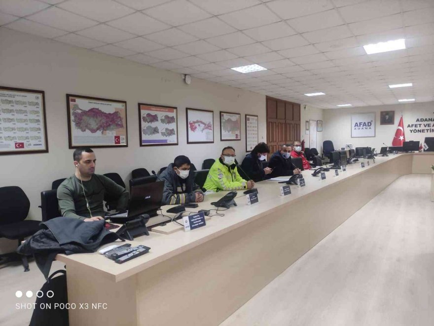 Adana AFAD Yönetim Merkezi, kar yağışları üzerine 7/24 faaliyete geçti