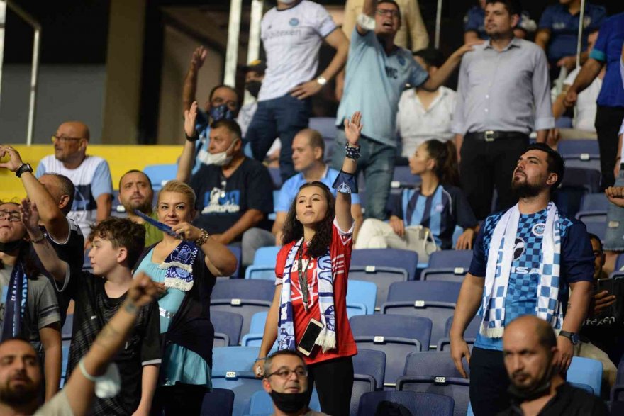 Adana Demirspor’da kadın taraftar sayısı artıyor