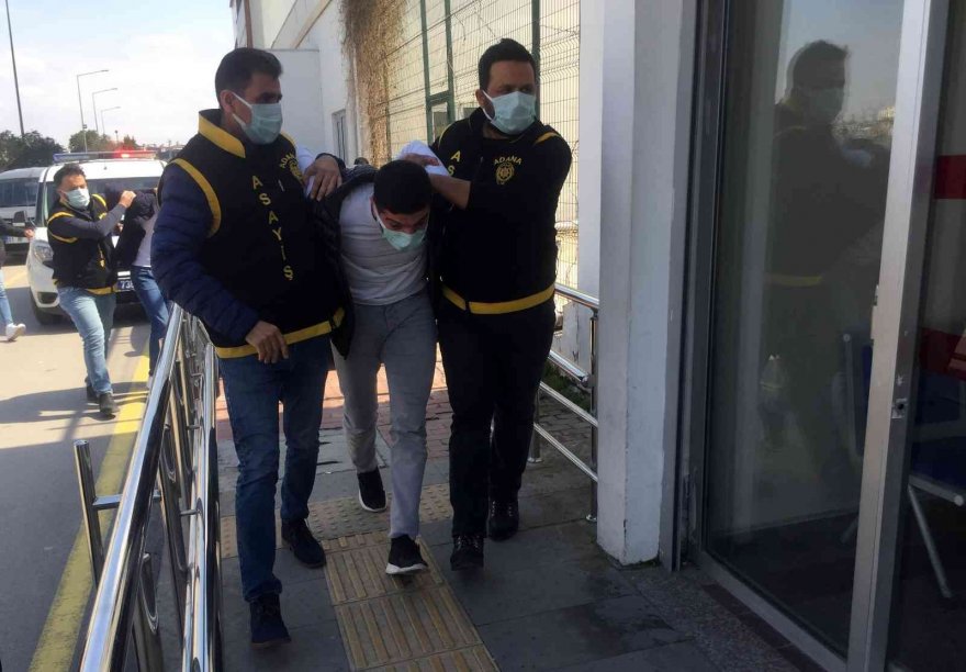 Adana'da ilkokulda güvenlik görevlisi genç kızı kaçıran zanlı tutuklandı