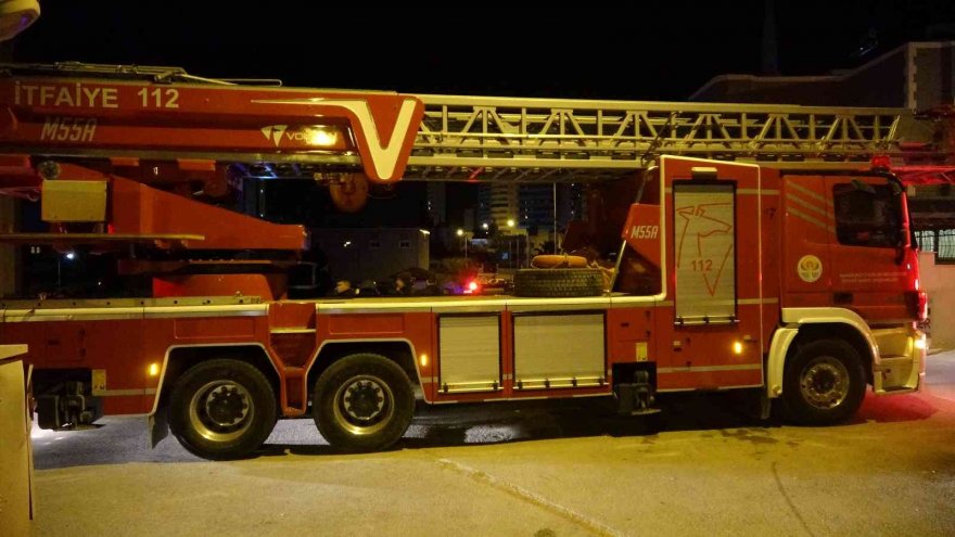 Ailesiyle tartıştı, oturdukları evi yaktı