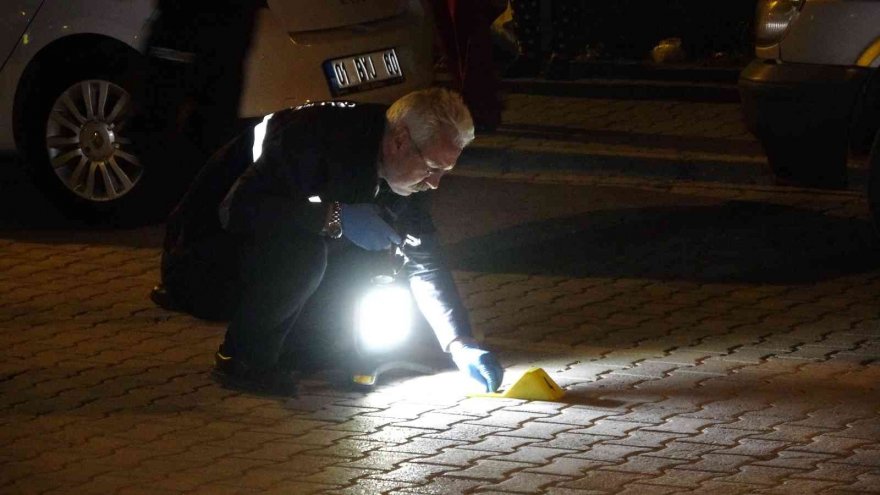 Adana'da iki grup arasında silahlı kavga: Ölü ve yaralılar var