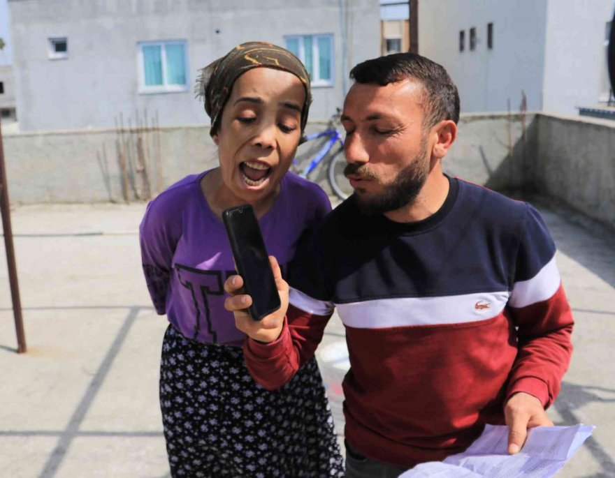 Engelli çift ev hayaliyle dolandırıldı