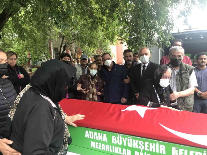 Eski Bakan Bekir Sami Daçe toprağa verildi