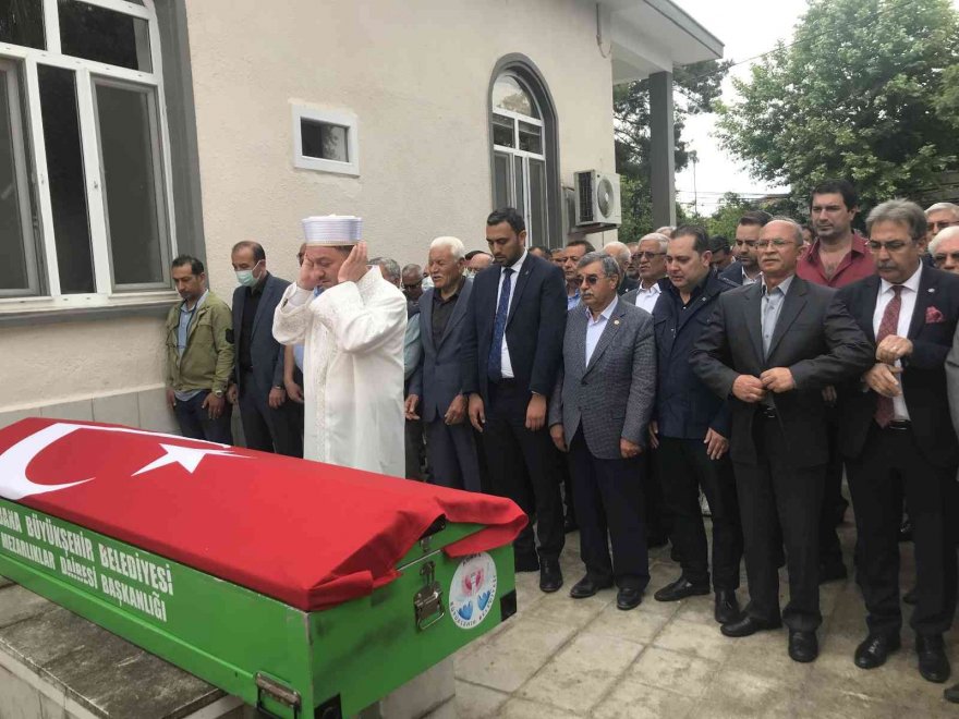 Eski Bakan Bekir Sami Daçe toprağa verildi