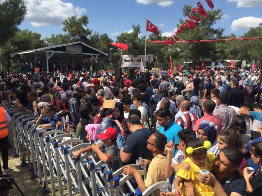 Binali Yıldırım Adana'da 