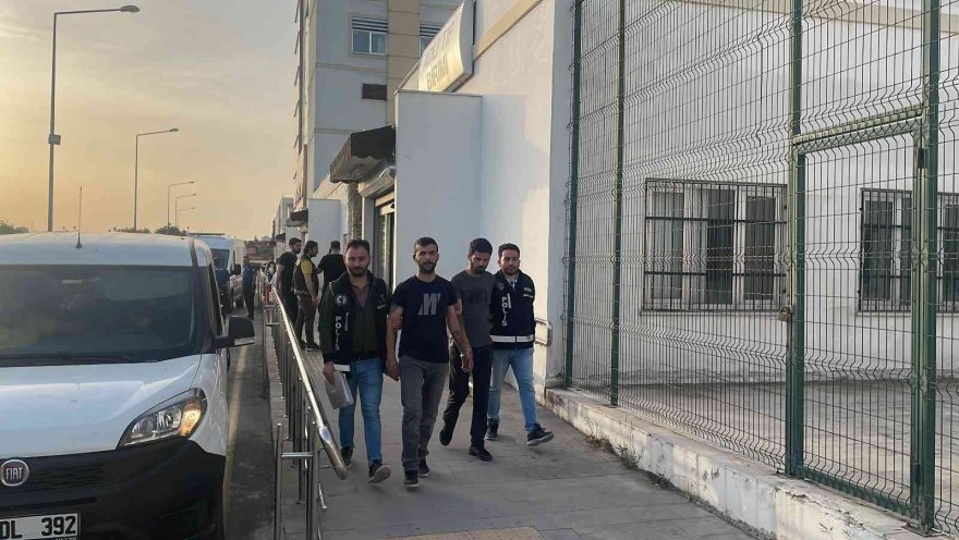 Adana’da organize suç örgütüne operasyon: 35 gözaltı