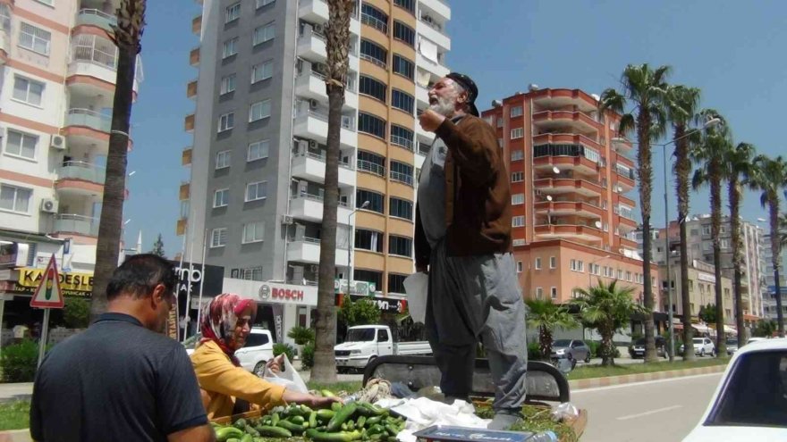 4 kilosu 10 lira, parası olmayana bedava...