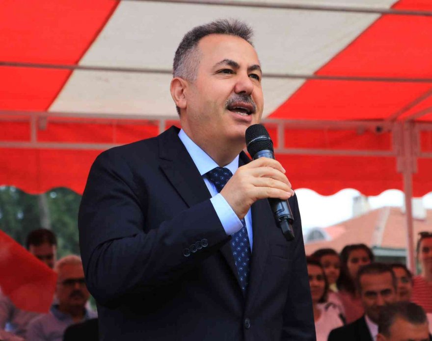 Adana’da 19 Mayıs Atatürk’ü Anma, Gençlik ve Spor Bayramı coşkusu