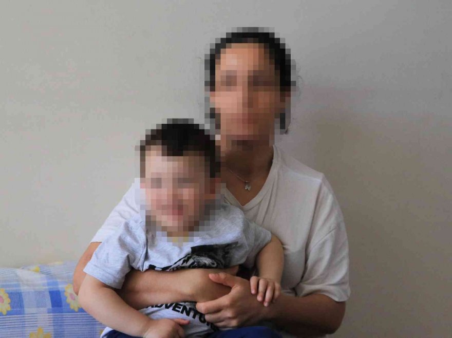 Kocasının şiddetinden kaçtı, ablasına sığındı, o da sokağa attı