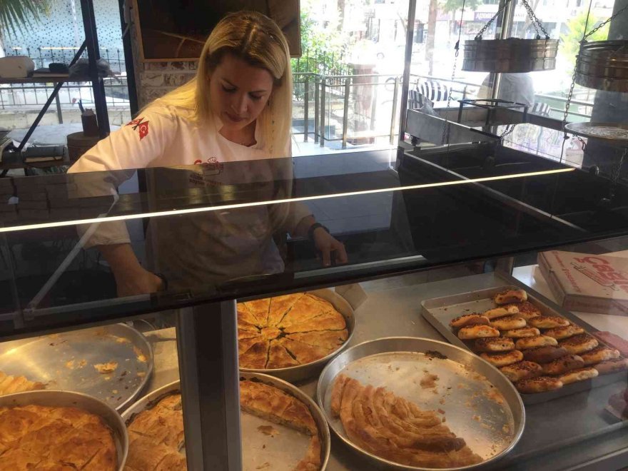 Aşerdi, 5 kadına iş verdi