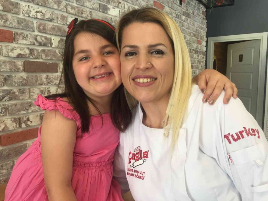 Aşerdi, 5 kadına iş verdi