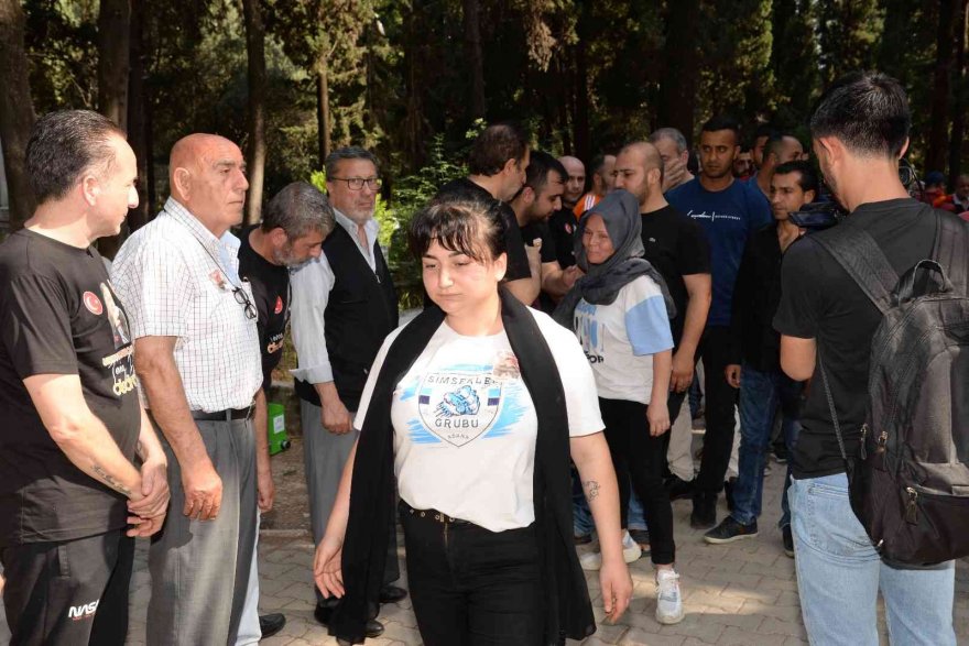 Dede namıyla tanınan Tevriz Dura toprağa verildi