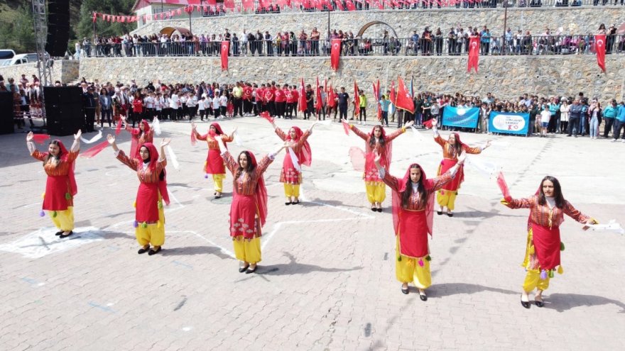 Pozantı’nın gurur ve onur günü coşkuyla kutlandı