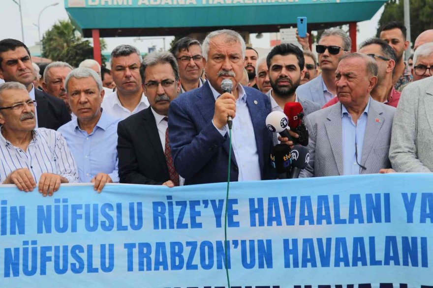 CHP Adana havalimanında toplandı: Şakirpaşa Havalimanı kapatılmasın