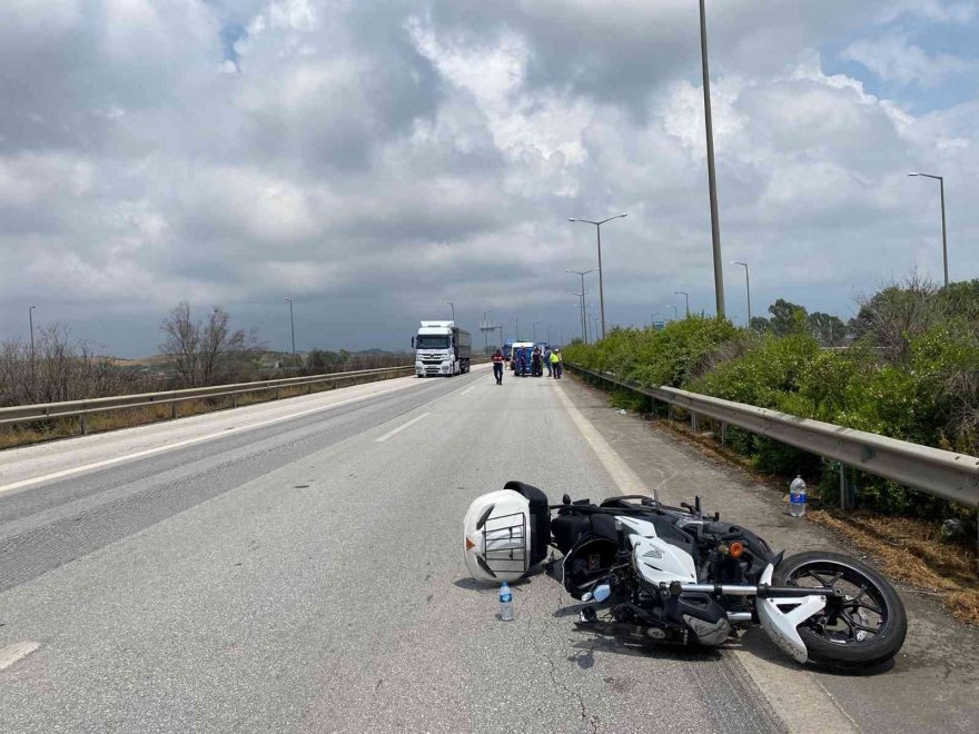 Ceyhan’da motosiklet kazası: 1 ölü, 1 yaralı