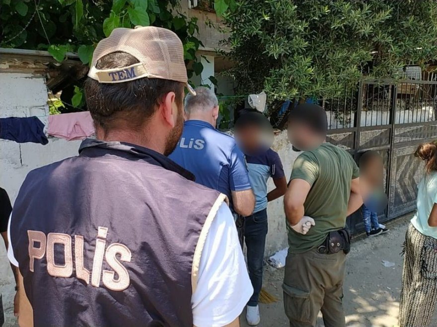 Cono mahallesine uyuşturucu operasyonu