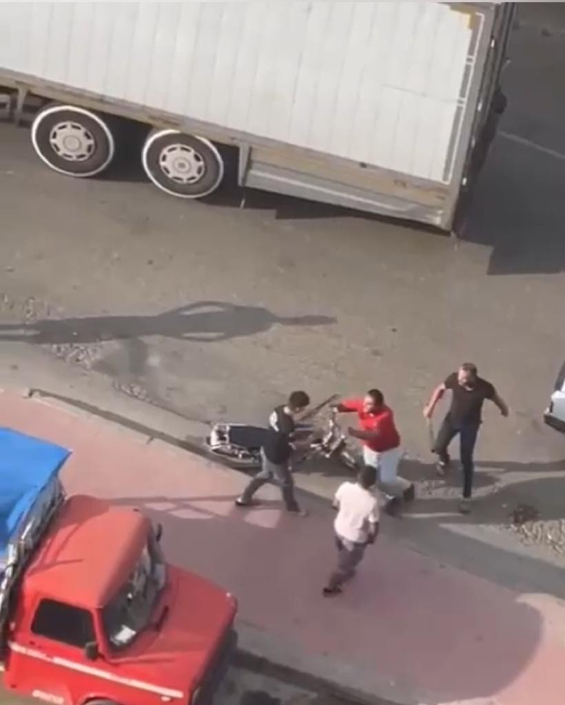 Adana’da korna kavgasında sopa ve yumruklar konuştu