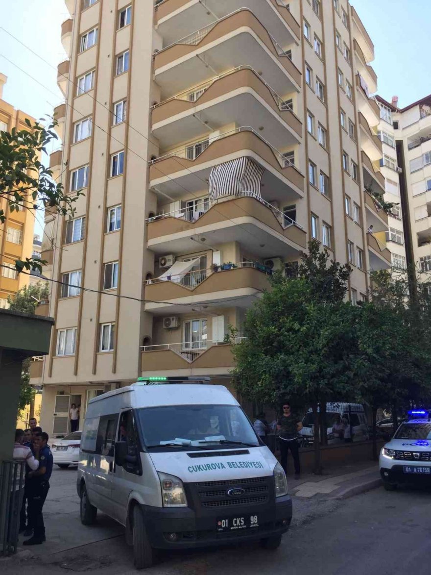 Adana'da hakim evinde tabancayla intihar etti