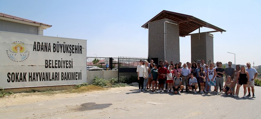 Sokak Hayvanları Bakımevi’nden geri dönüşüme katkı