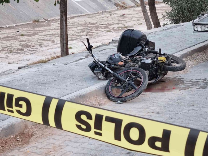 Adana’da silahlı saldırıya uğrayan motosikletli öldü