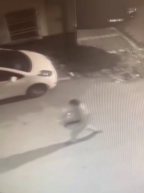 İlayda hemşirenin papağanını, telefon, tablet ve çantasını çaldılar