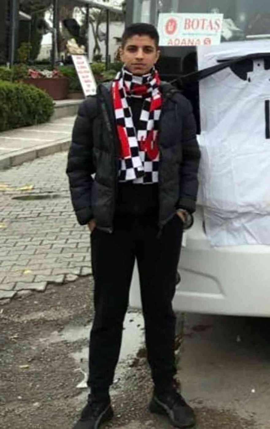 Çocukluk arkadaşını darp ederek komaya soktu