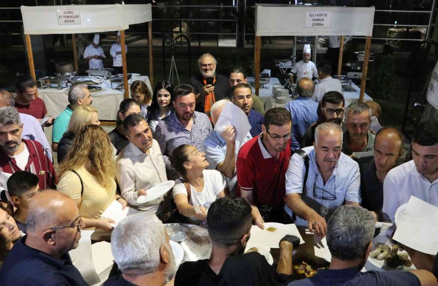 Gala gecesinde şırdan kuyruğu