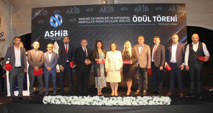 ASHİB, Adana’nın hayvansal gıda ihracatı şampiyonlarını ödüllendirdi
