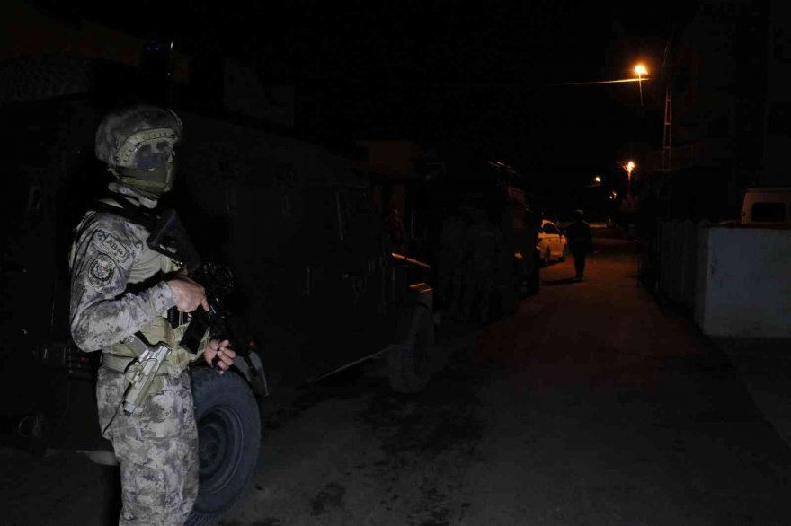 Adana’da DEAŞ operasyonu: Şafak vakti 7 gözaltı