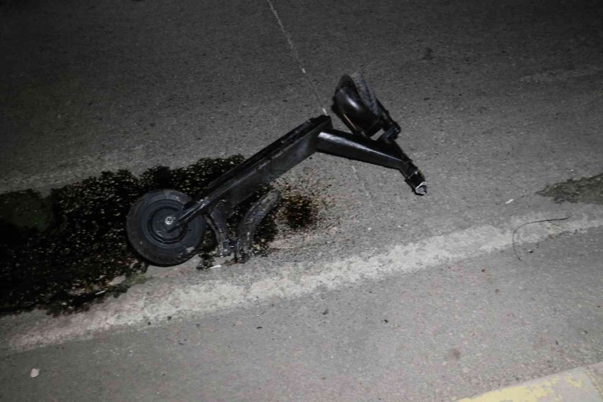 Otomobil elektrikli scooter’a arkadan çarptı: 1 ölü
