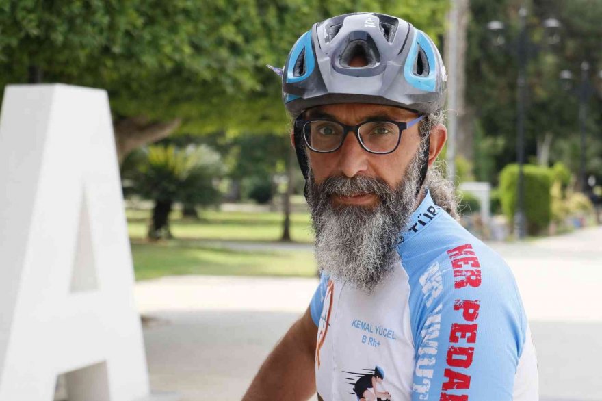 Lösemili çocuklar için 7 bin kilometre pedal çevirdi