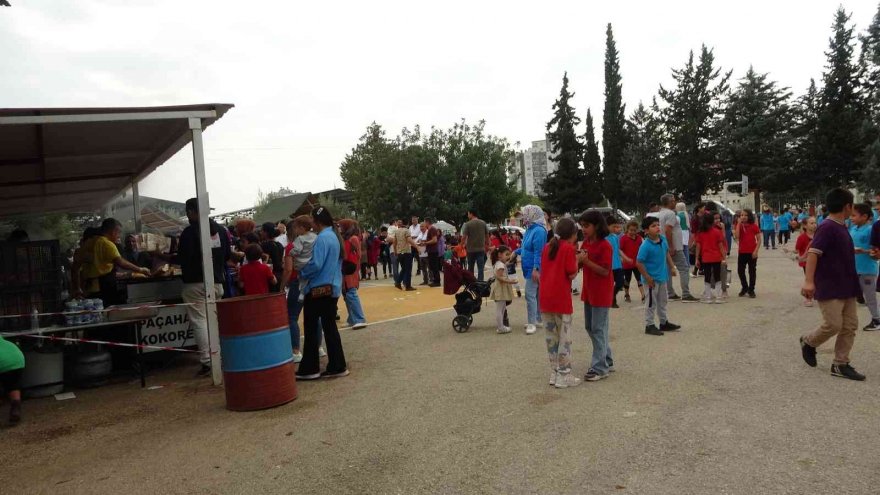 Okulda kebap ziyafeti