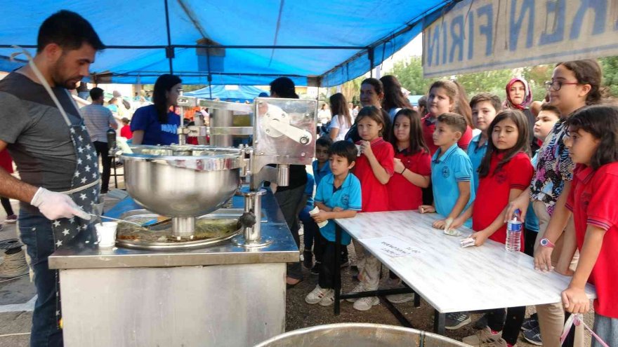 Okulda kebap ziyafeti