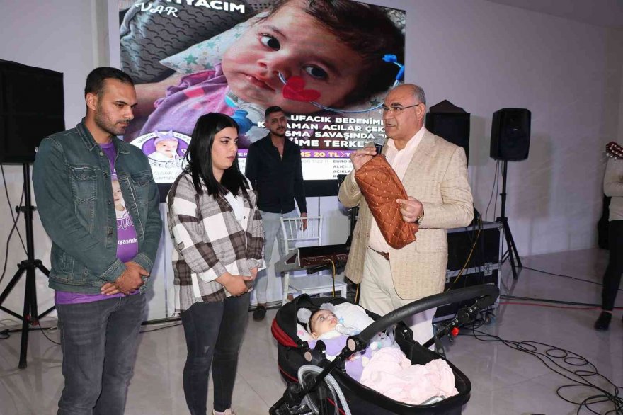 Yasmin bebek için yardım gecesi