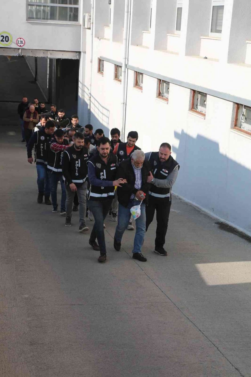 Hayali altınla tefecilik yapan aynı aileden 6 zanlı tutuklandı