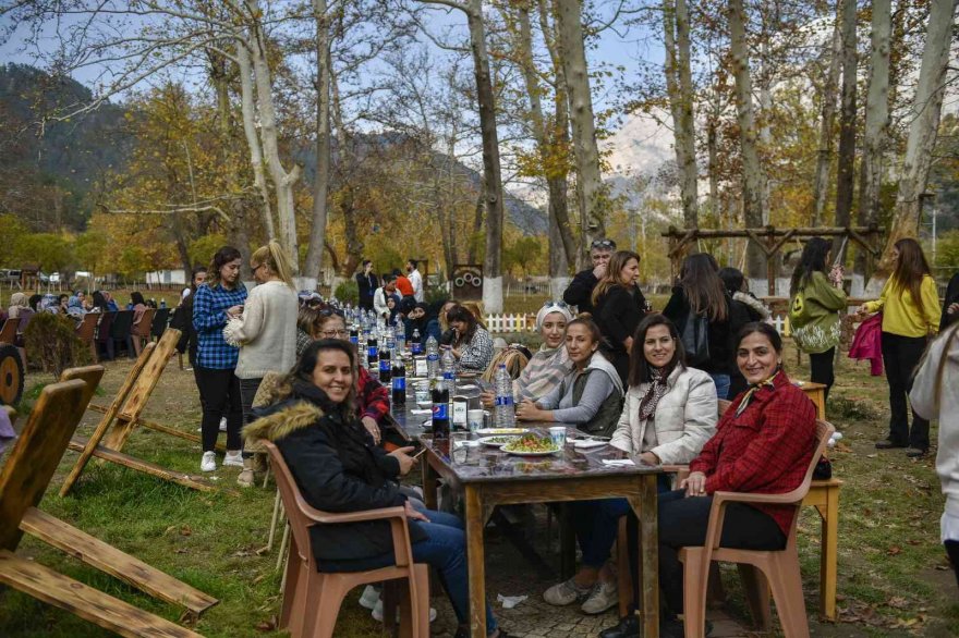 Kadınlar Belemedik’te, “Kadına Yönelik Şiddete Hayır” dedi