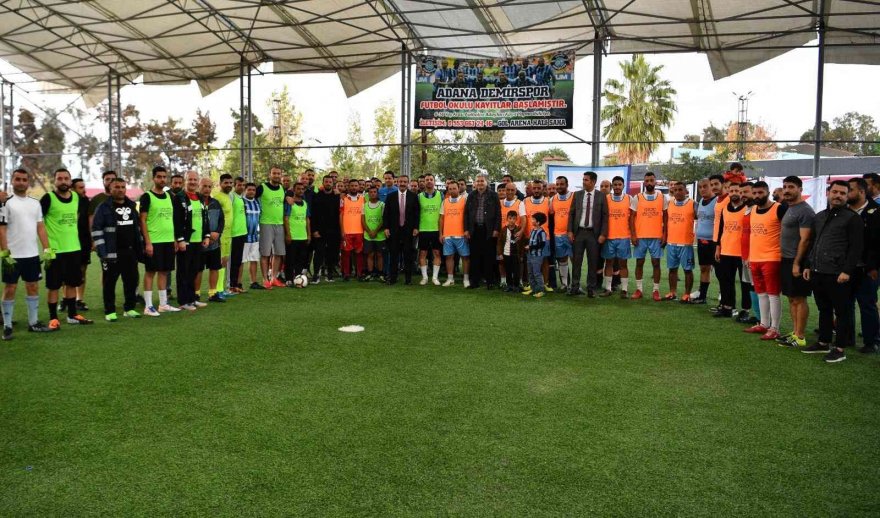 Çukurova Belediyesi birimler arası futbol turnuvası başladı