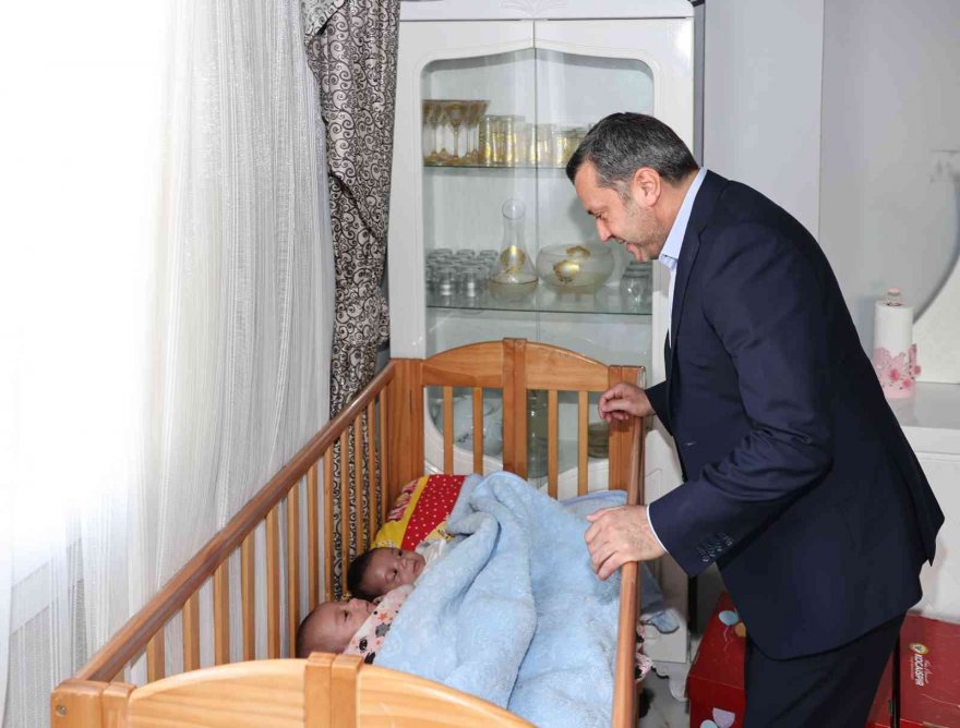 Yüreğir’de ’Hoş Geldin Bebek’ uygulaması: 9 bin aileye ulaşıldı