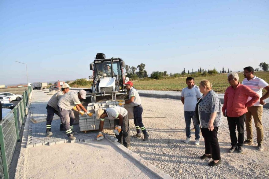 Ceyhan’da köprü yapıldı, hastane yolu hizmete açıldı