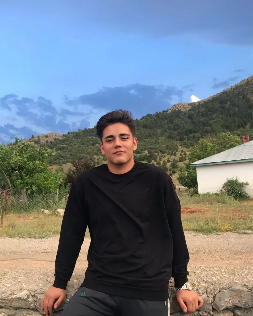 Adana'da çocuk parkında cinayet: 2 kişi gözaltında!