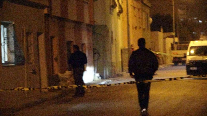 Öğrenciler evlerinin bahçesinde el bombası buldu, polis alarma geçti