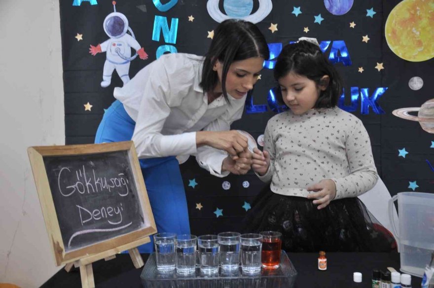Kreşte çocuklar bilimle tanışıyor
